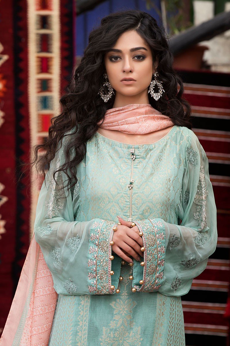 Pakistani Lawn Suits – YourLibaas UAE