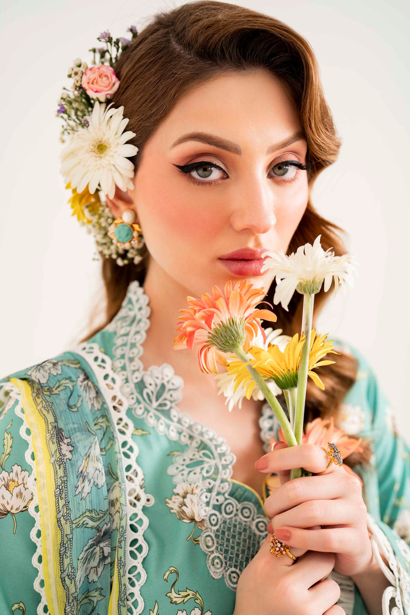 Sable Vogue | Luxury Lawn 25 | SL-06-25-V2