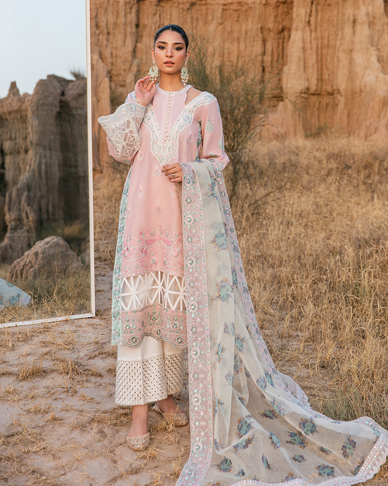 Maria Osama Khan · Pariwash Lawn Collection 2022 – Noori (US-011)