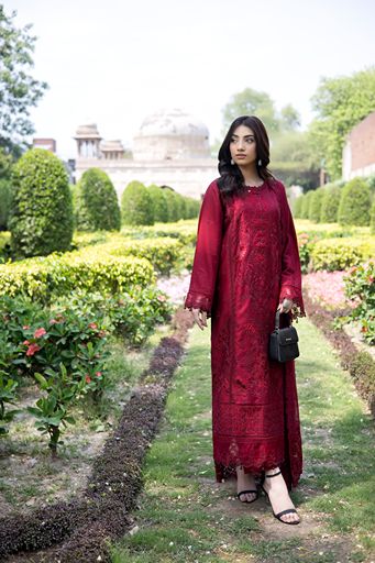 Inara Dastan Luxury Lawn Pret – Gulaab DR-01