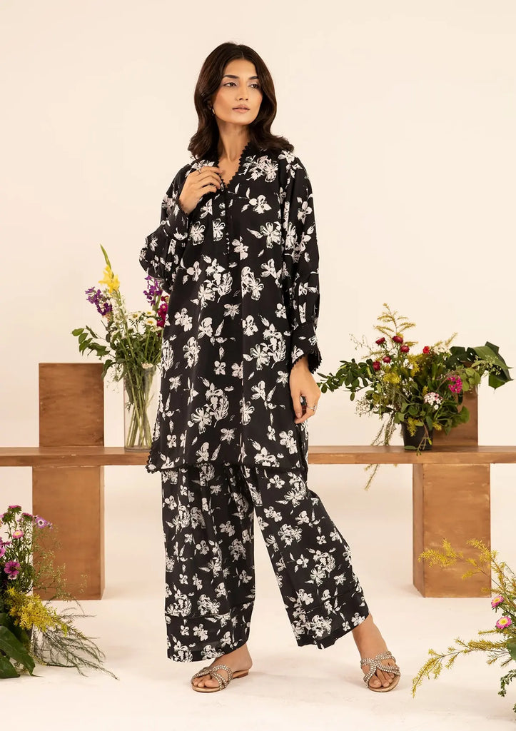 Elaf RTW/Stitched 2PC Lawn – EPT-04 DANAE