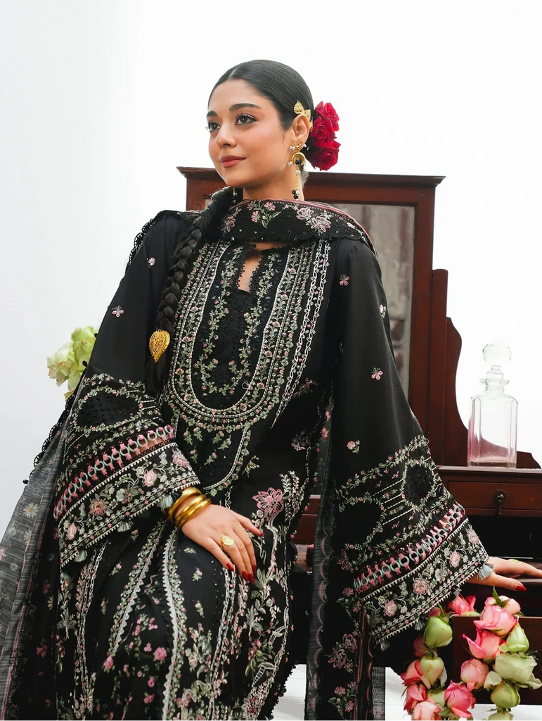 Kahf Ek Fasana Luxury Lawn – KLB-3B SIYAARA