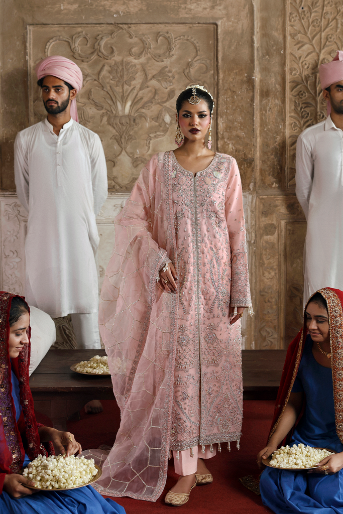 Emaan Adeel Romansiyyah Luxury Formals – GULSHEEN
