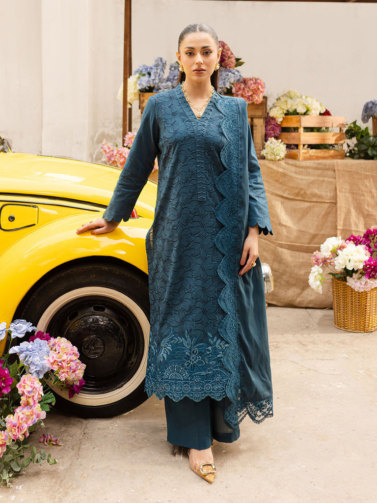 Mahnur Twilight Luxury Lawn – CIARA