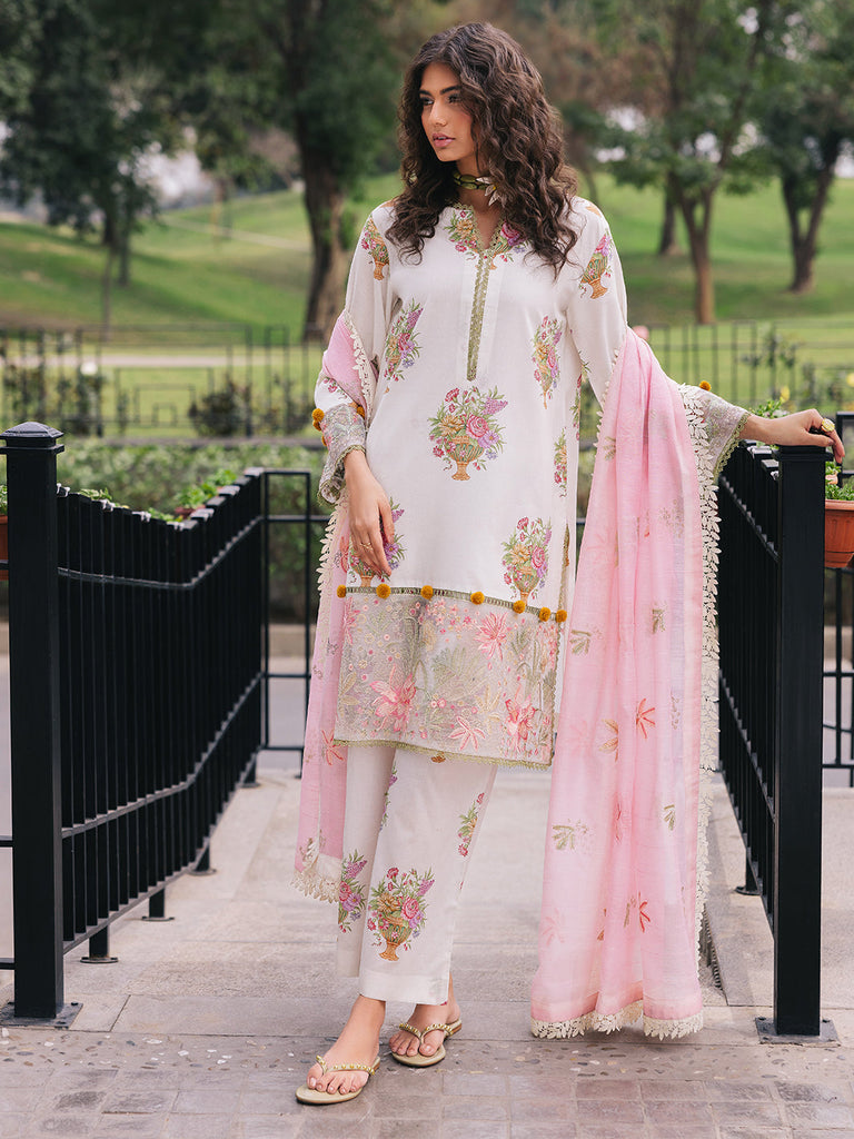 Mahnur Broadway Luxury Lawn – Cherry Blossom