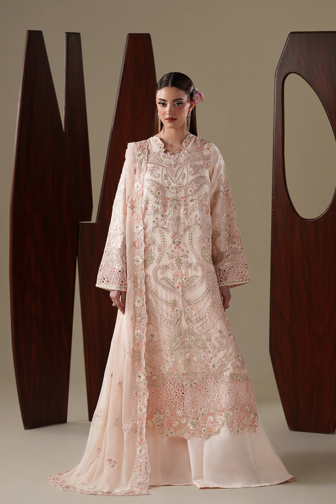 Emaan Adeel Nouvelle Luxury Formals – LUMI