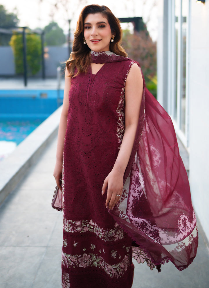 Neeshay Symphony Luxury Lawn  – VIELLA