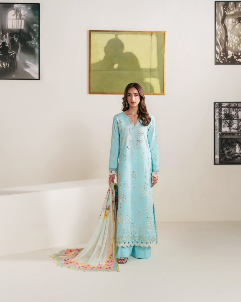 Neeshay Whispers of Summer Luxury Lawn – SYLVIA