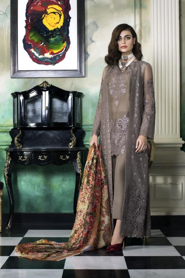 Honey Waqar Bouquet de Fleur Luxury Silk Formal Collection  – Heure Exquise 10