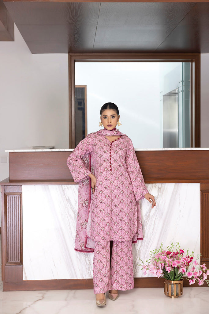 Identic Stitched Lawn Collection – ISE-10