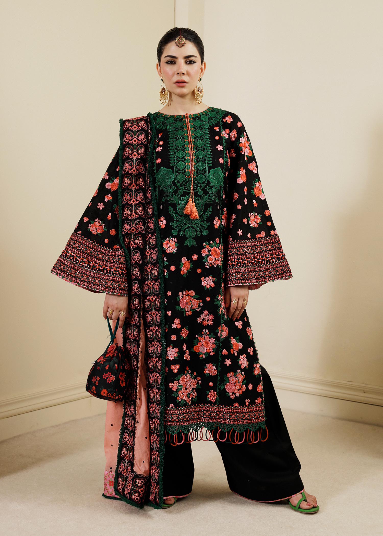 Hussain Rehar Luxury Lawn Festive Collection – Noir – YourLibaas UAE