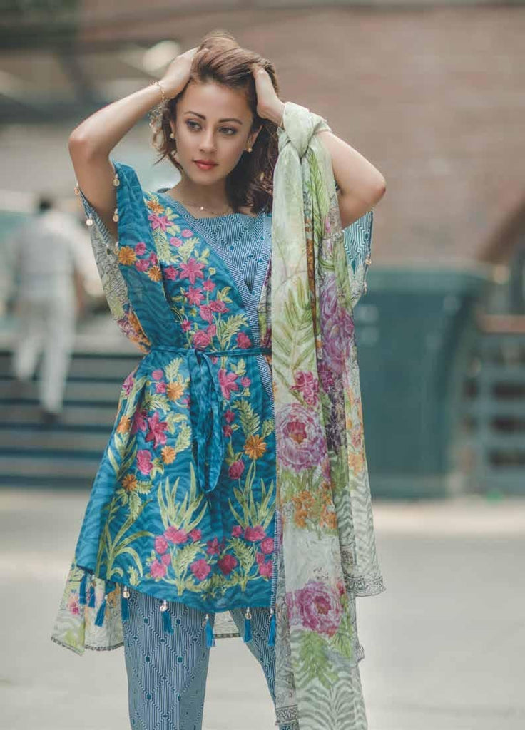 Carnation Luxury Lawn Collection by Rang Rasiya – Design 154B