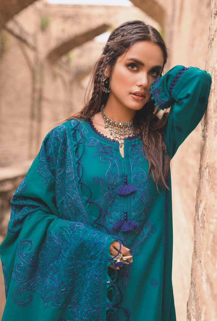 Gul Ahmed Winter Collection 2021 · 3 PC Khaddar Suit with Pashmina Shawl – AP-12056