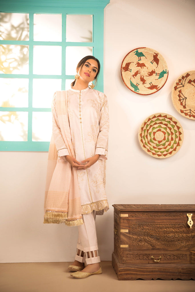 Sapphire Naqsh Dar Lawn Eid Collection Vol-V – Baroque Glory B