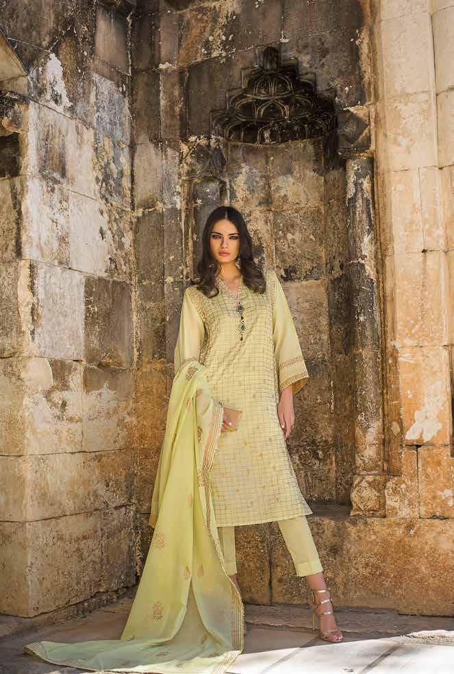 Gul Ahmed Glamorous Luxury Limited Eid Edition 2019 – 3 PC Embroidered Suit EA-82