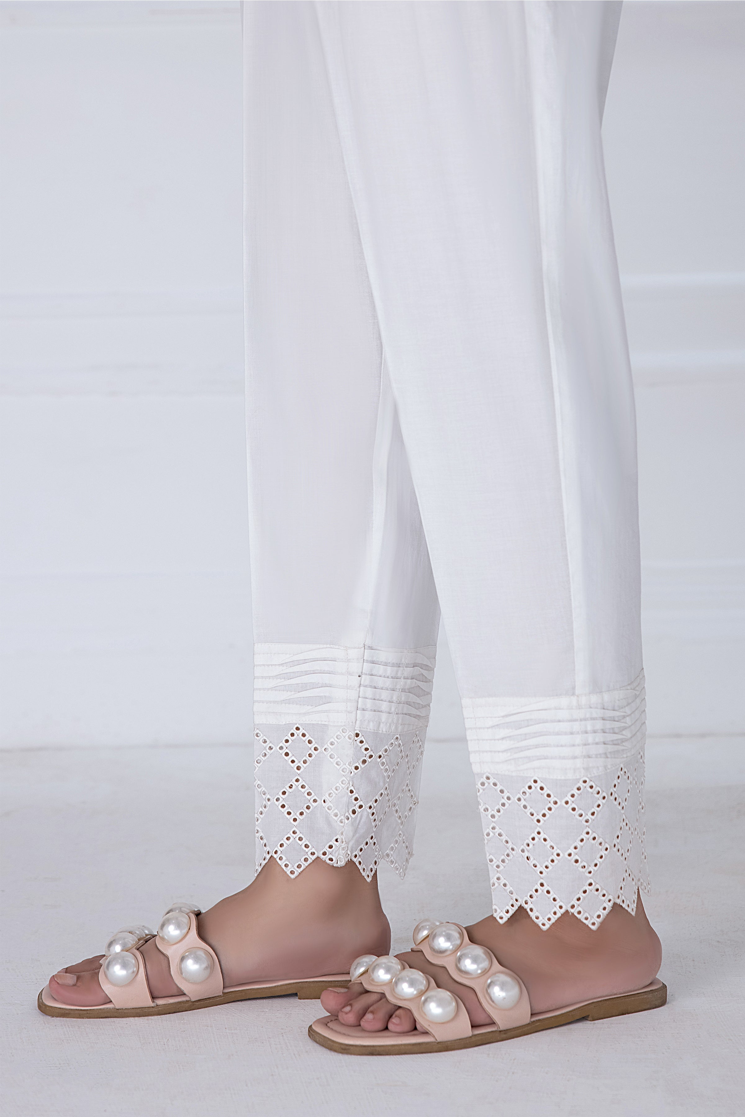 LSM Lakhany 1 Piece Embroidered Cambric Stitched Trouser – T-2850 (W)