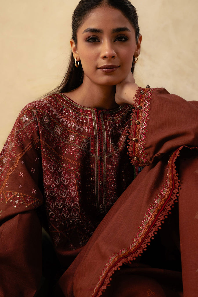 Zara Shahjahan Coco Winter Collection 2023 – ZW23-8A