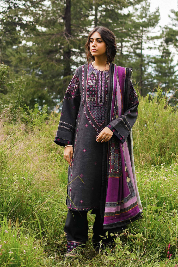 Zara Shahjahan Coco Winter Collection – ZW22-5A