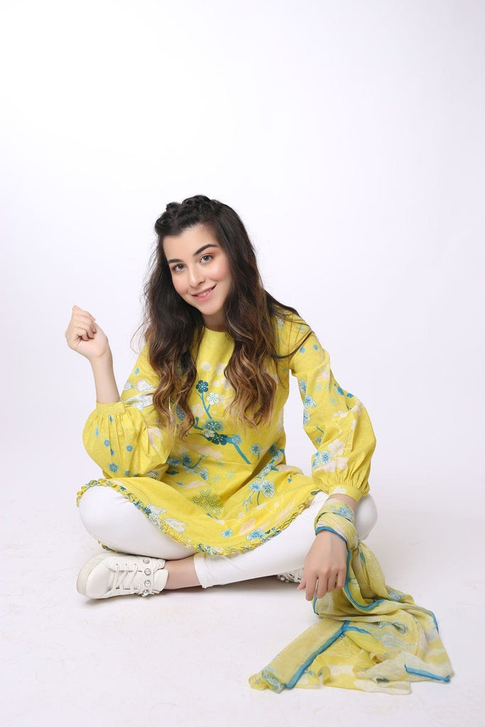 AlKaram MAK Spring/Summer Volume 2 – 2 Piece Printed Suit with Printed Stole - MAK-A-003-19-2-Yellow